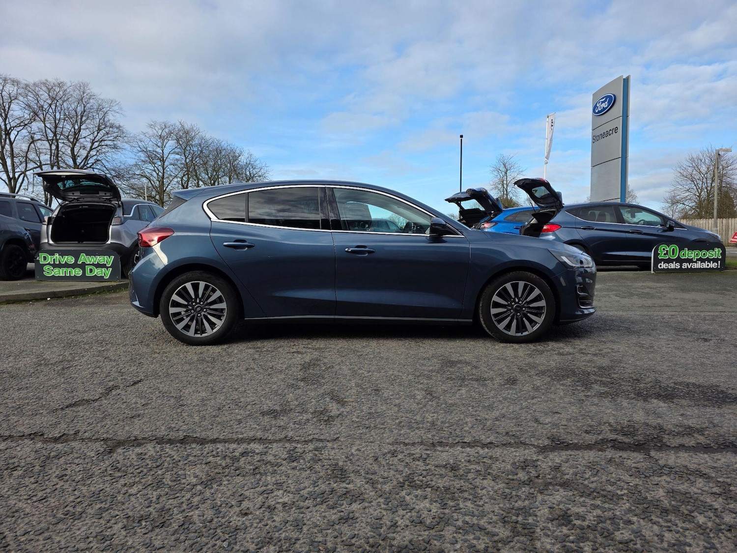 Used Ford Focus 2023 for sale - 77586239: Photo 2