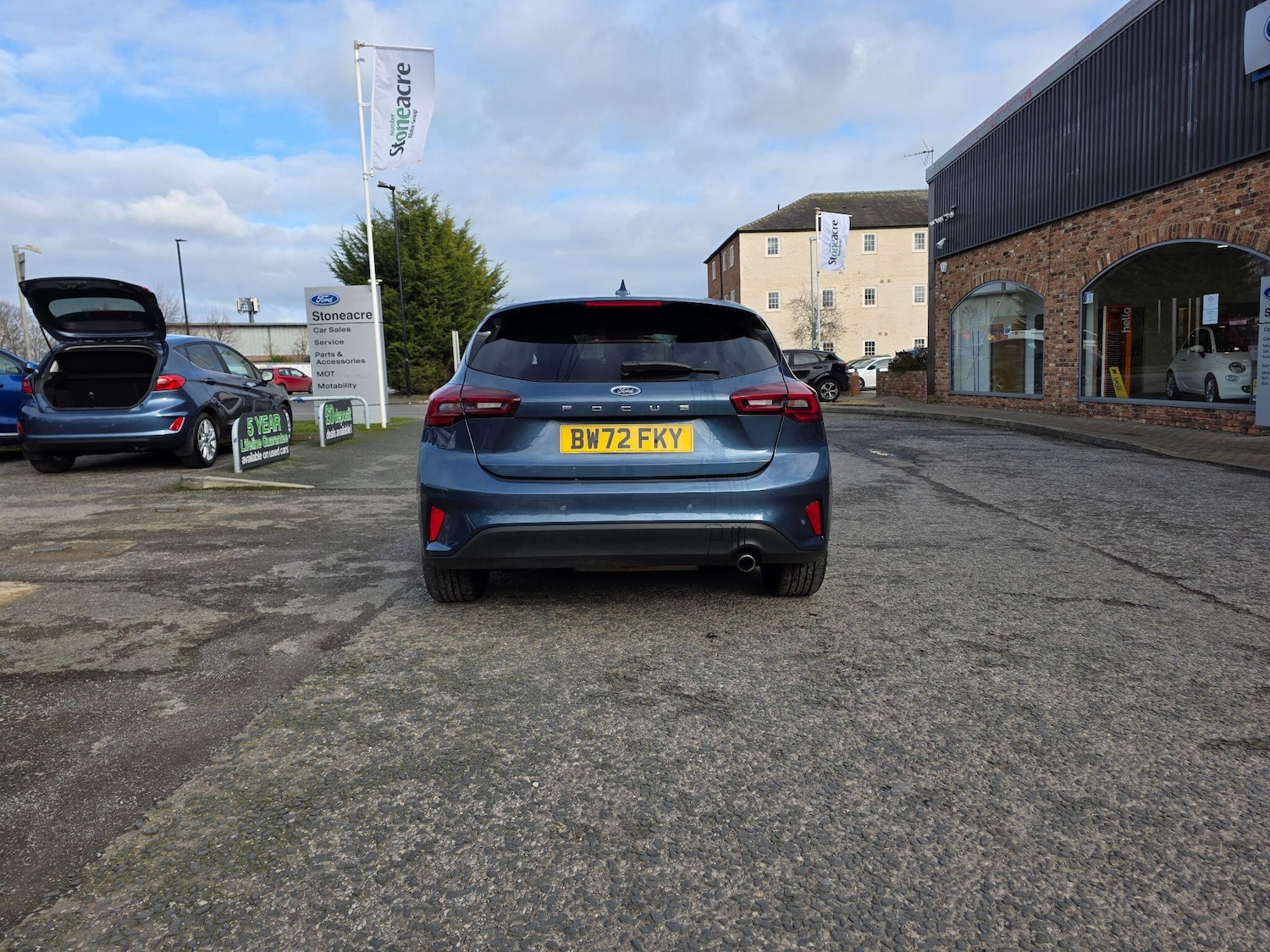 Used Ford Focus 2023 for sale - 77586239: Photo 4