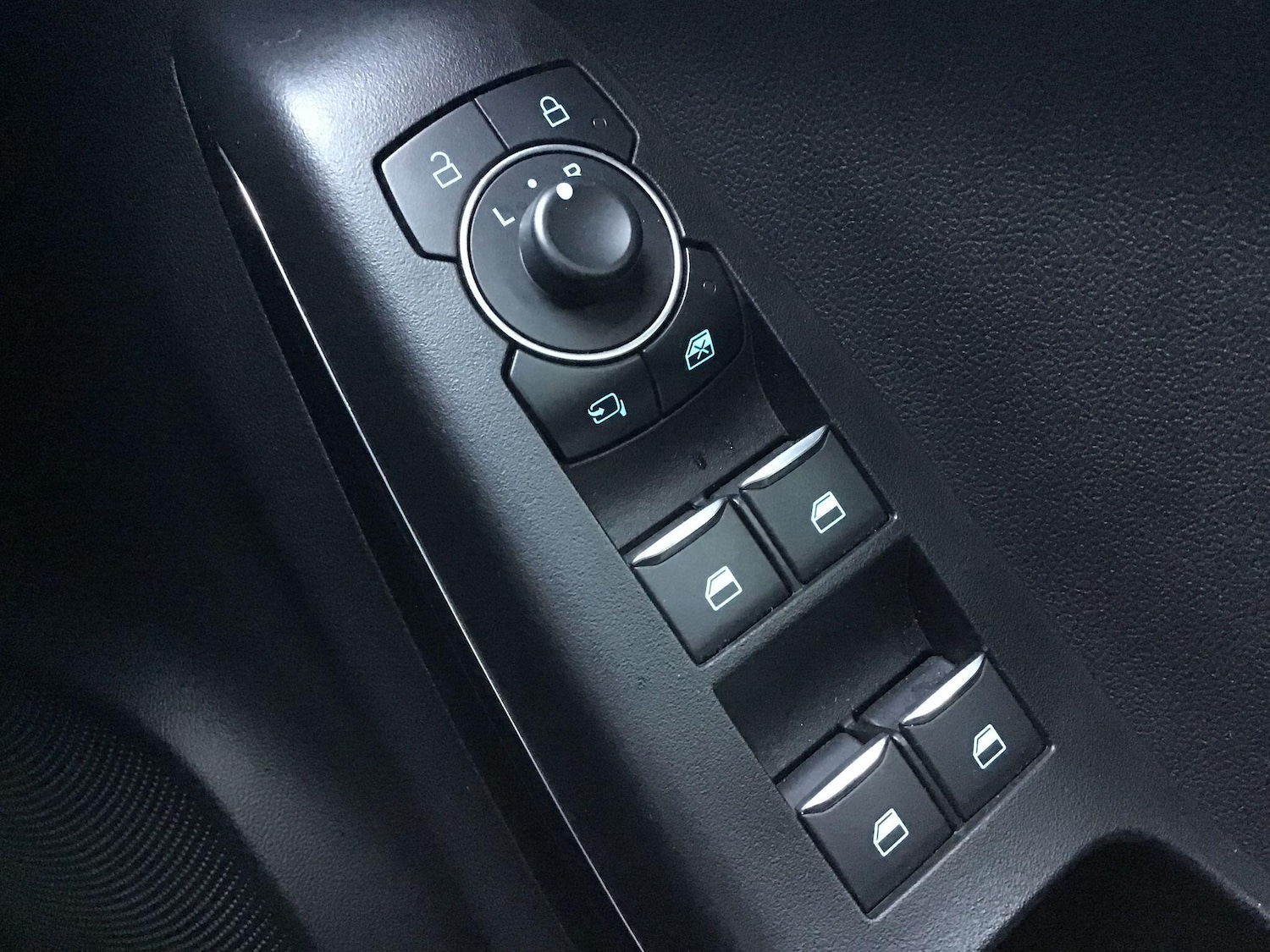 Used Ford Puma 2024 for sale - 76953061: Photo 28