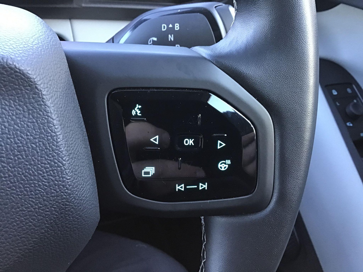 Used Ford Explorer 2024 for sale - 77400593: Photo 15