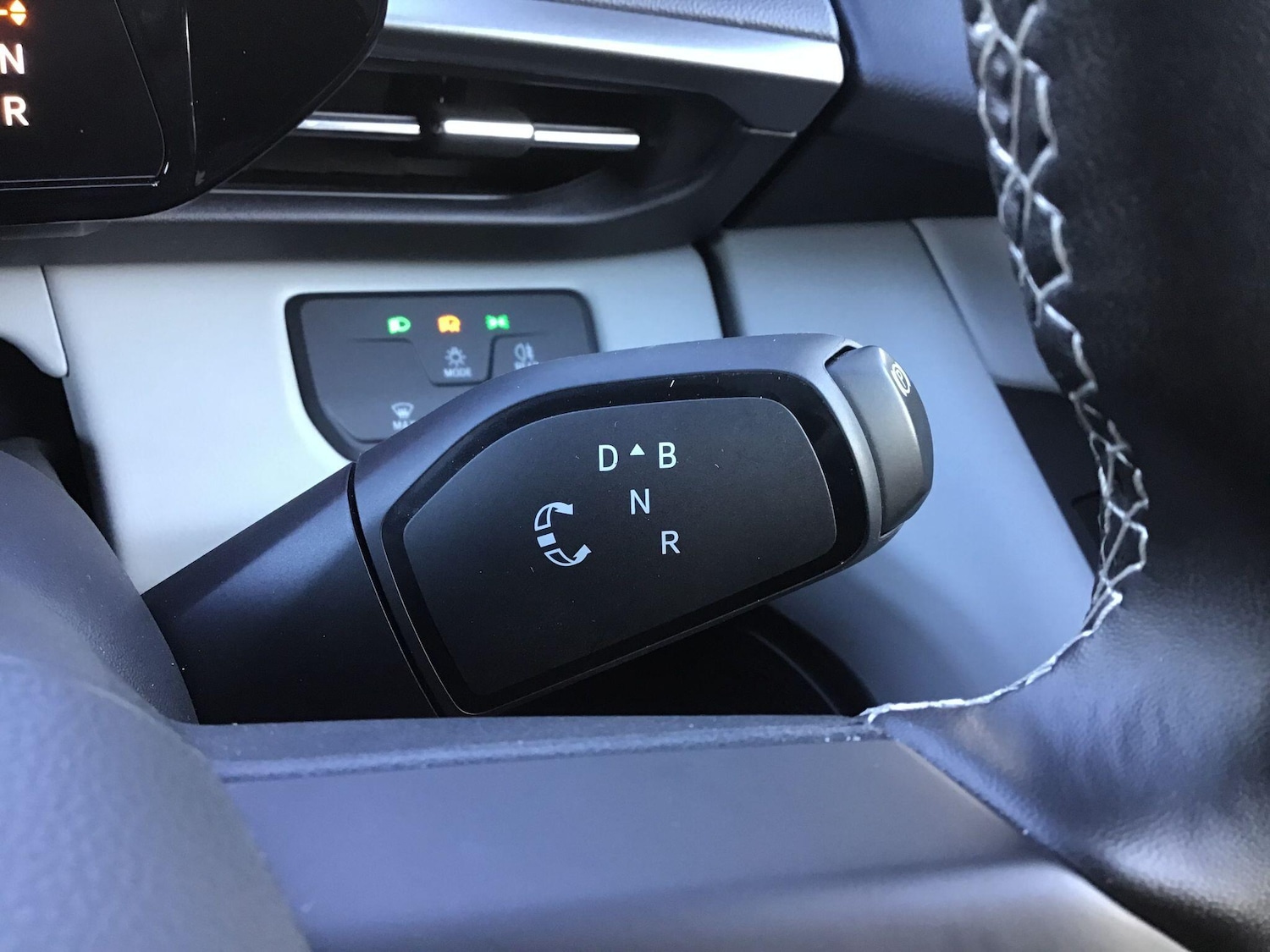 Used Ford Explorer 2024 for sale - 77400593: Photo 16