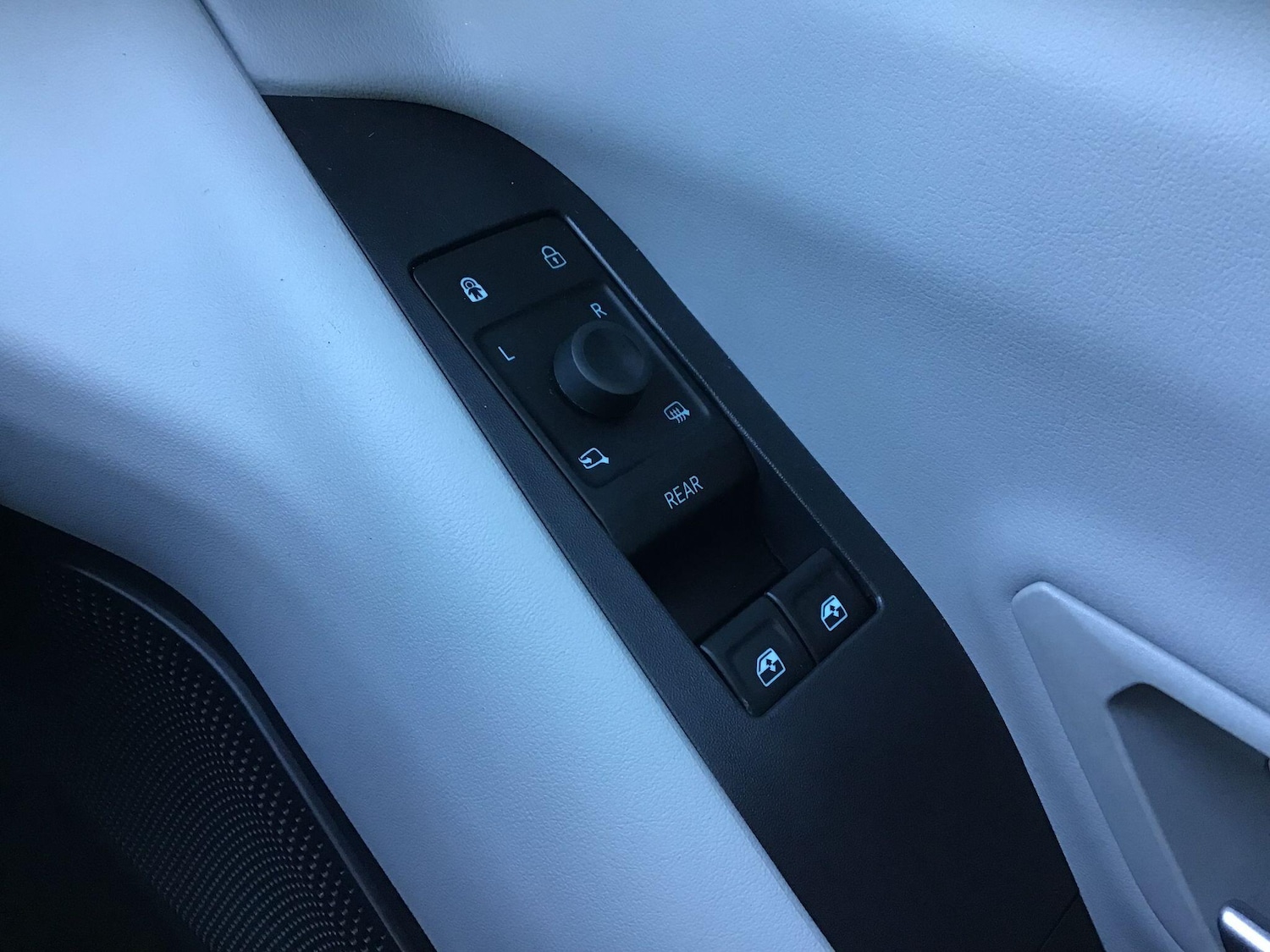 Used Ford Explorer 2024 for sale - 77400593: Photo 23