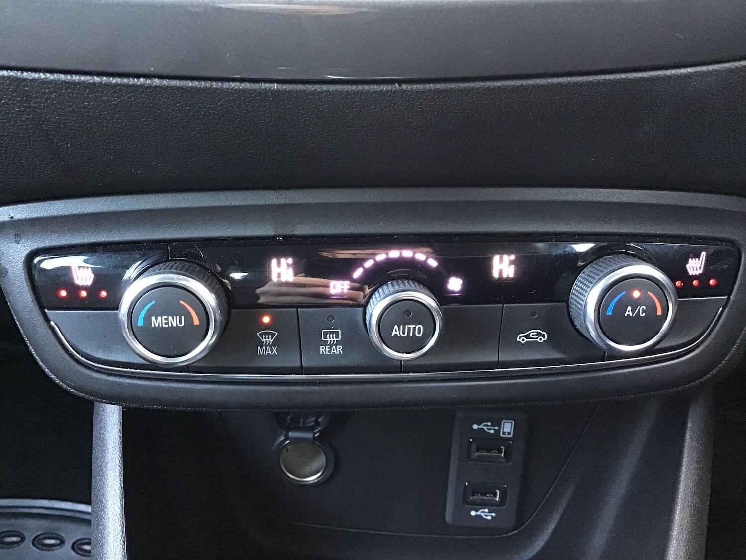 Used Vauxhall Crossland 2022 for sale - 77215133: Photo 22