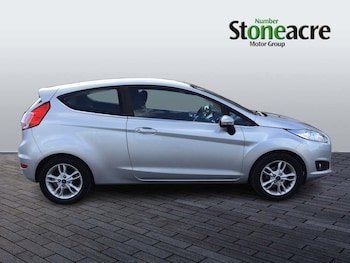 Used Ford Fiesta 2015 for sale - 75927513: Photo