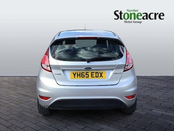 Used Ford Fiesta 2015 for sale - 75927513: Photo