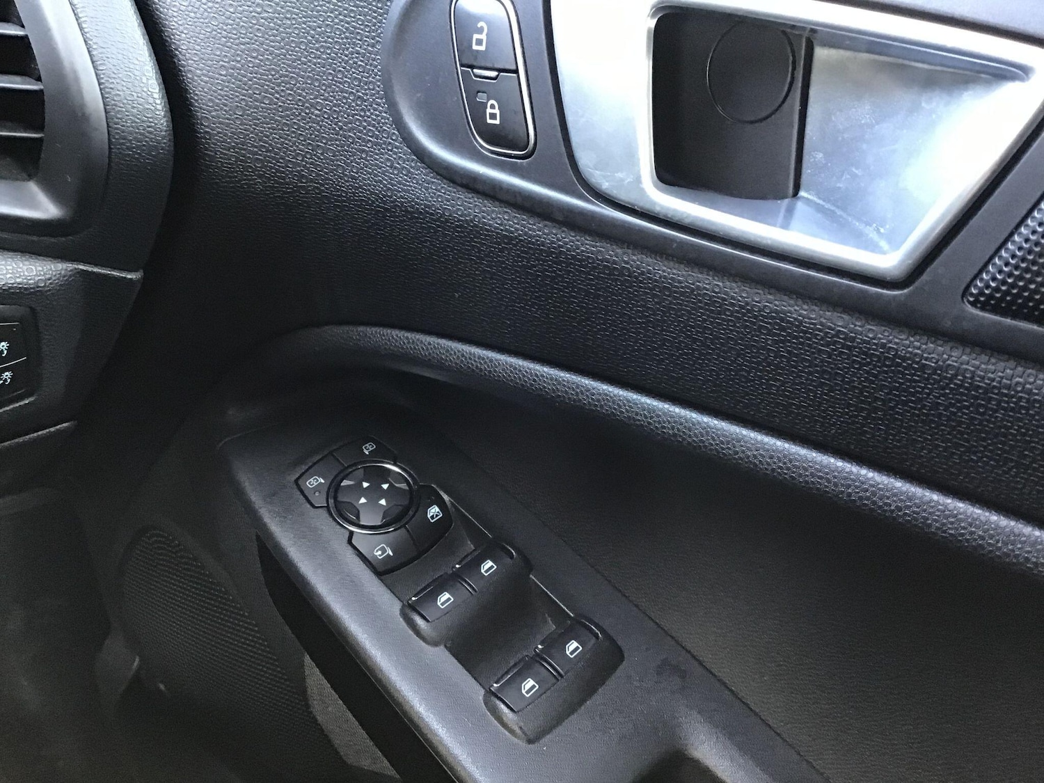 Used Ford Ecosport 2018 for sale - 76408898: Photo 25