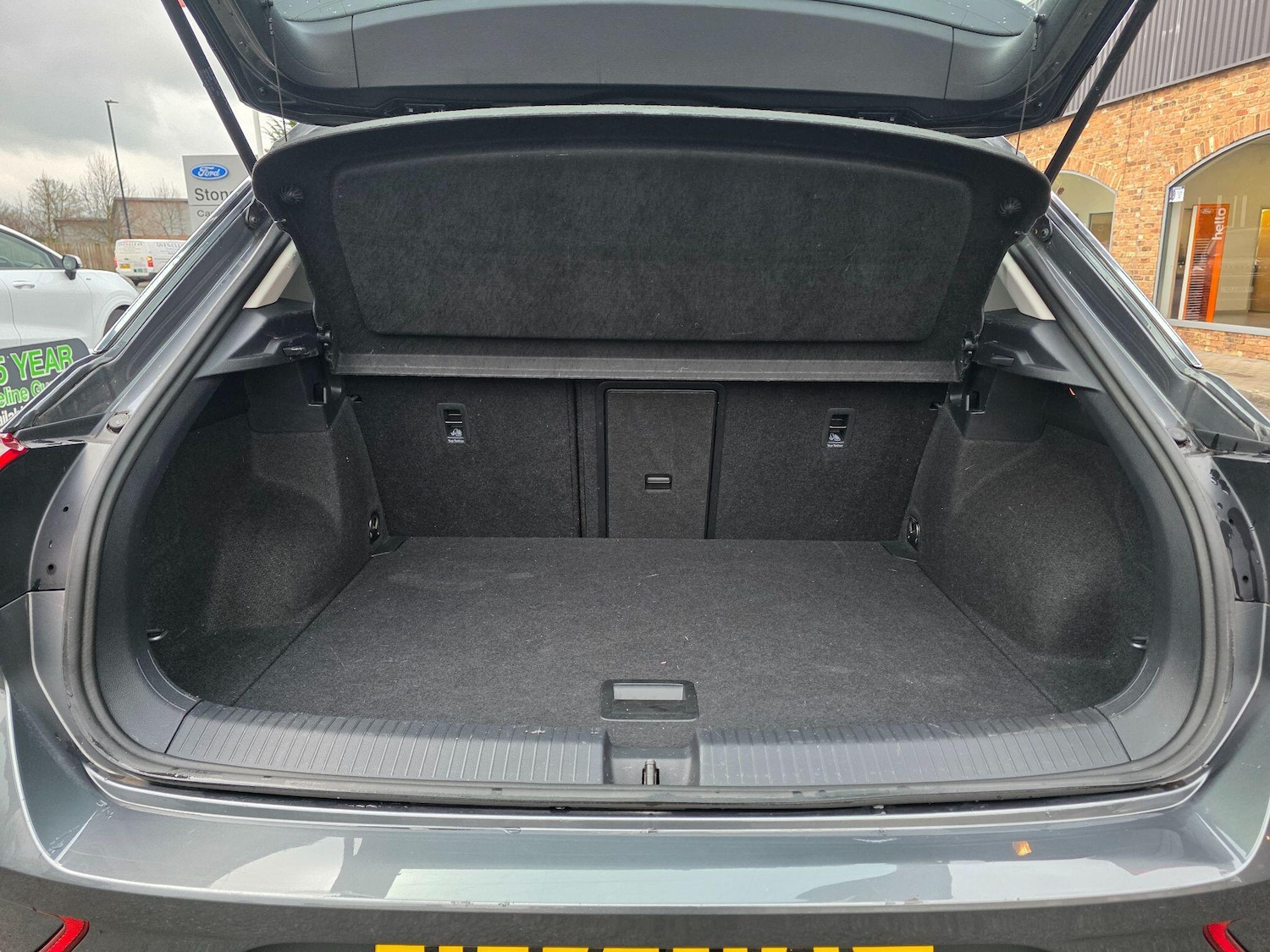 Used Volkswagen T-Roc for sale - 77290776: Photo 10