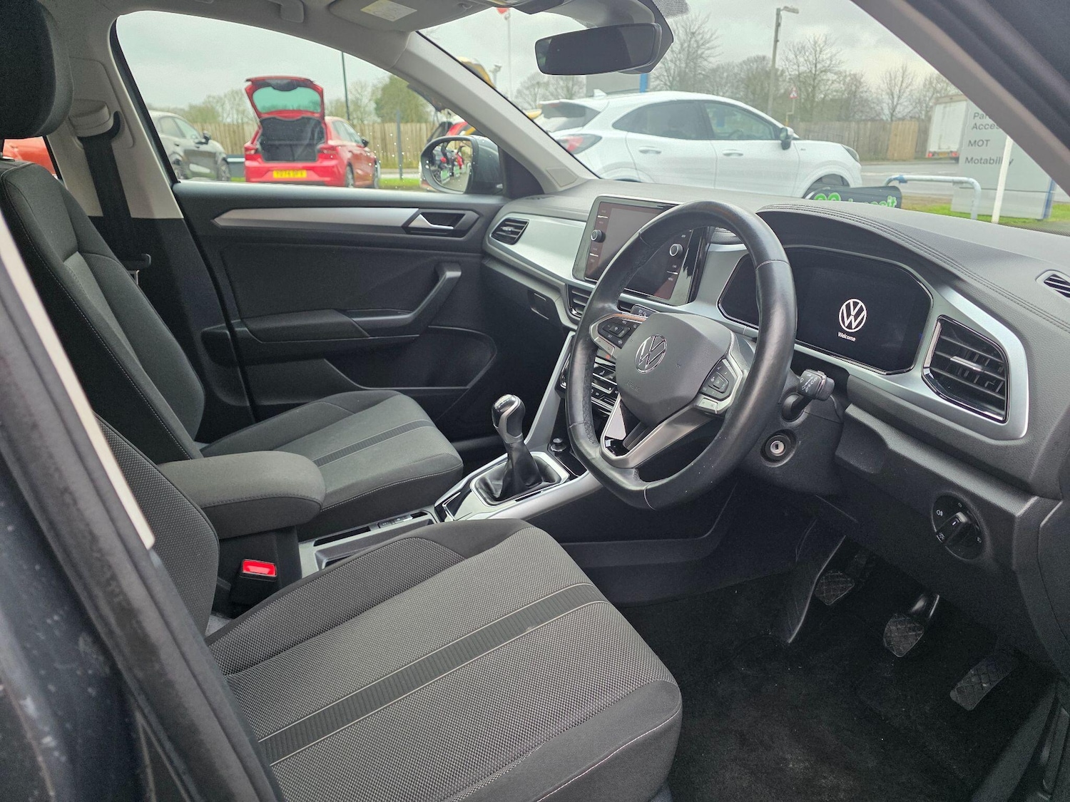 Used Volkswagen T-Roc for sale - 77290776: Photo 12