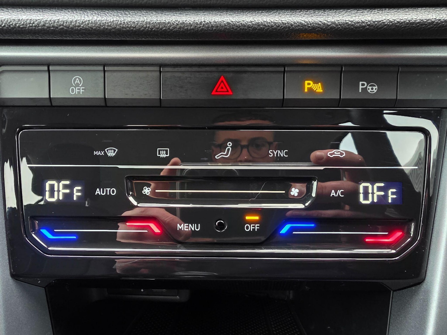 Used Volkswagen T-Roc for sale - 77290776: Photo 23