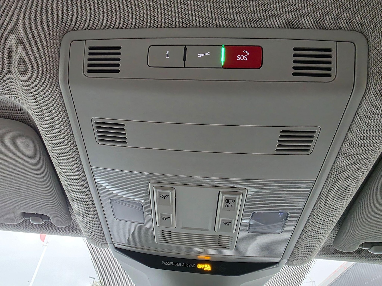 Used Volkswagen T-Roc for sale - 77290776: Photo 28