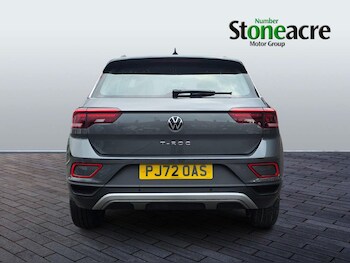 Used Volkswagen T-Roc 2022 for sale - 77290776: Photo