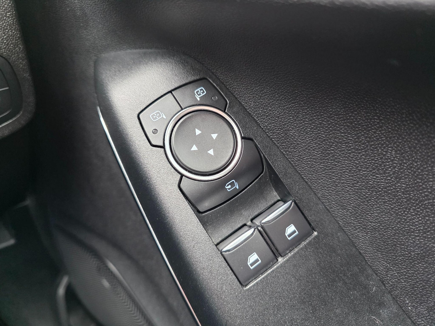 Used Ford Fiesta for sale - 77808972: Photo 27