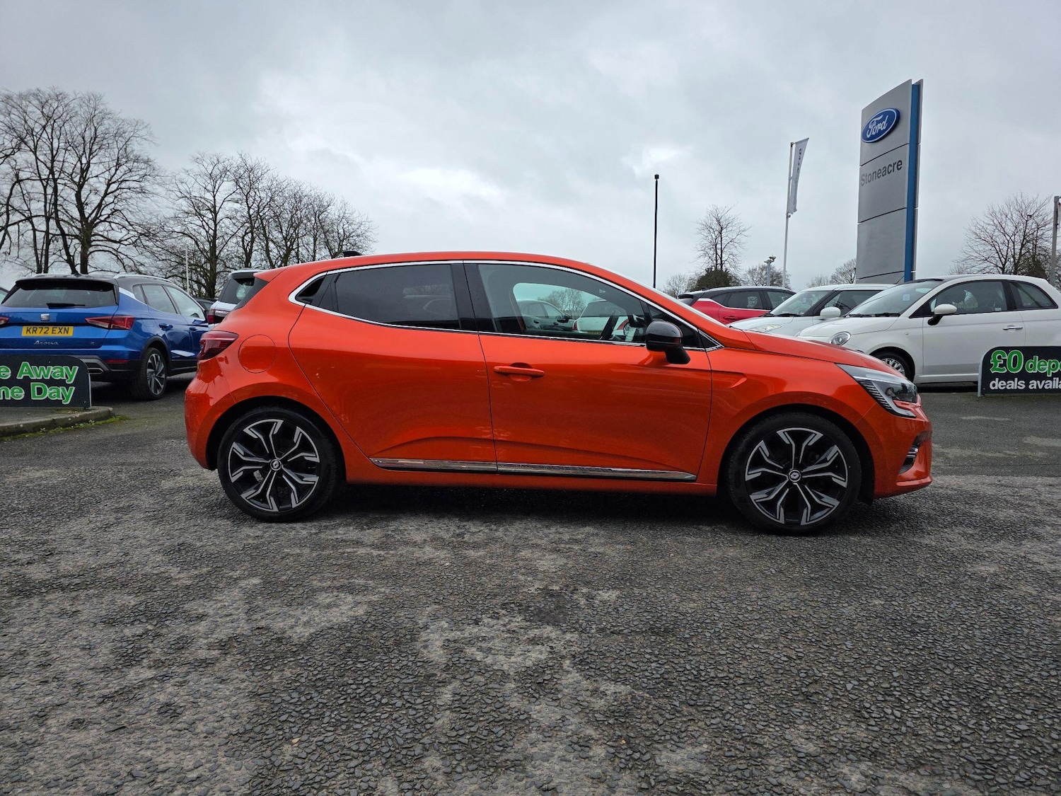 Used Renault Clio 2022 for sale - 77783990: Photo 2