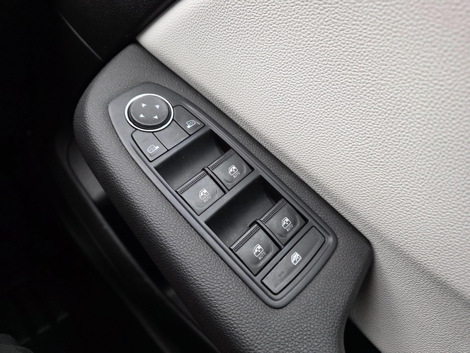 Used Renault Clio 2022 for sale - 77783990: Photo 28