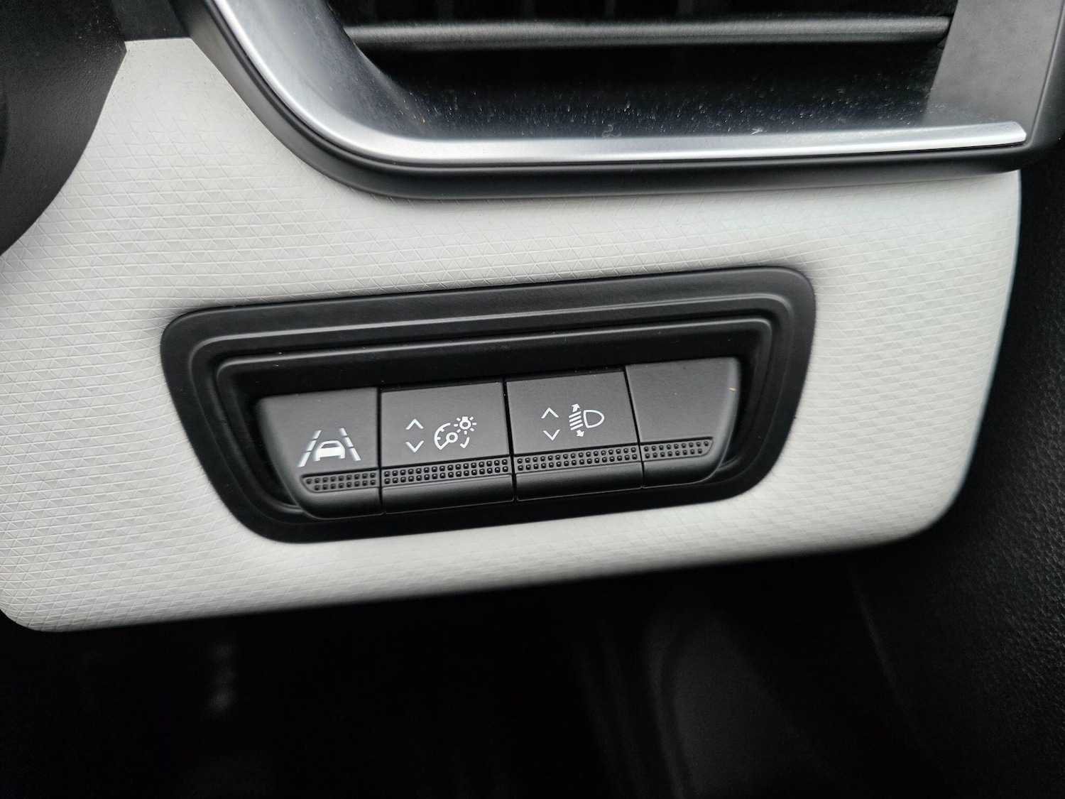 Used Renault Clio 2022 for sale - 77783990: Photo 29