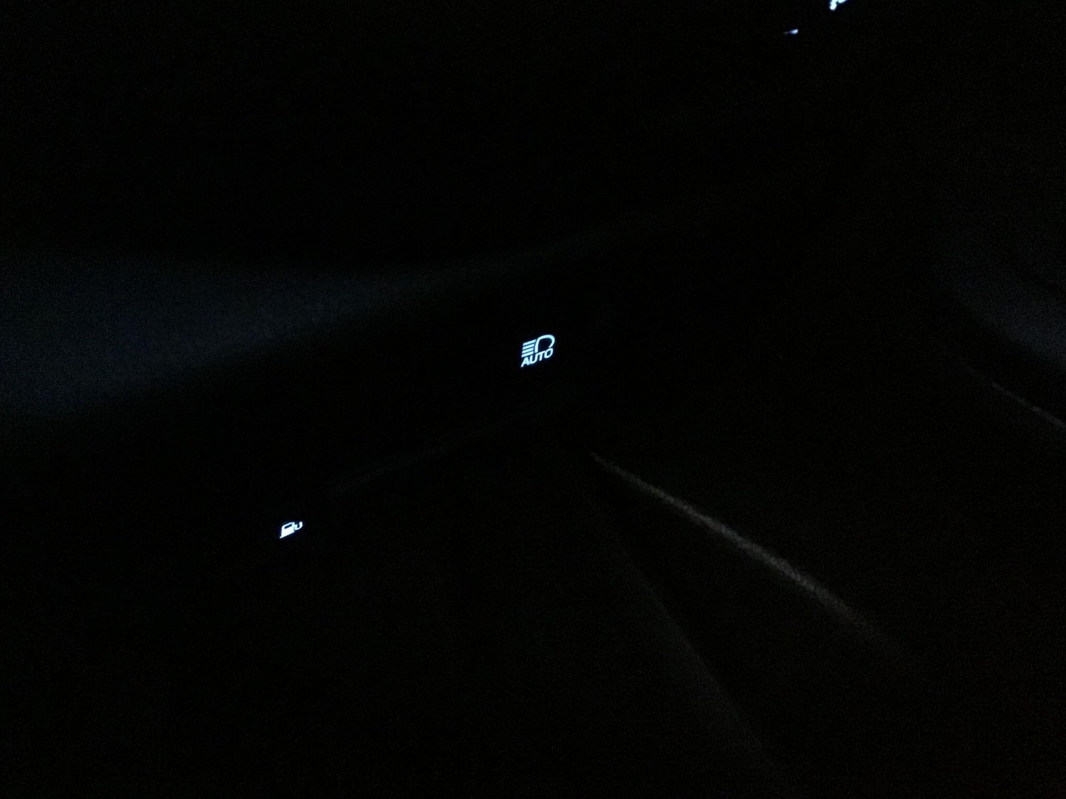 Used Toyota C-HR 2023 for sale - 77039750: Photo 23