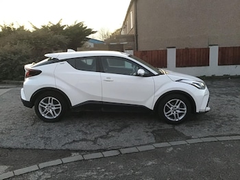 Used Toyota C-HR 2023 for sale - 77039750: Photo