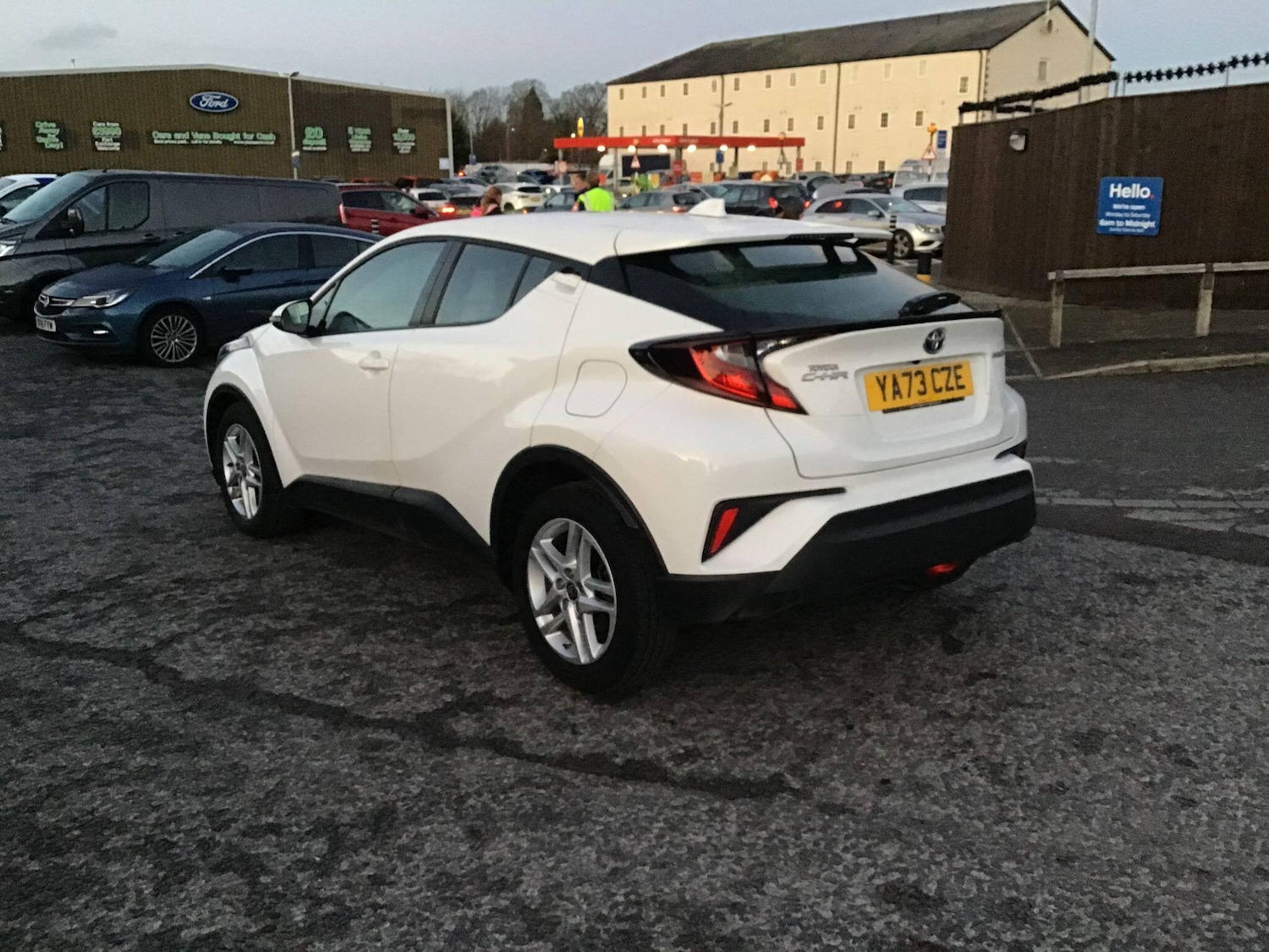 Used Toyota C-HR 2023 for sale - 77039750: Photo 5