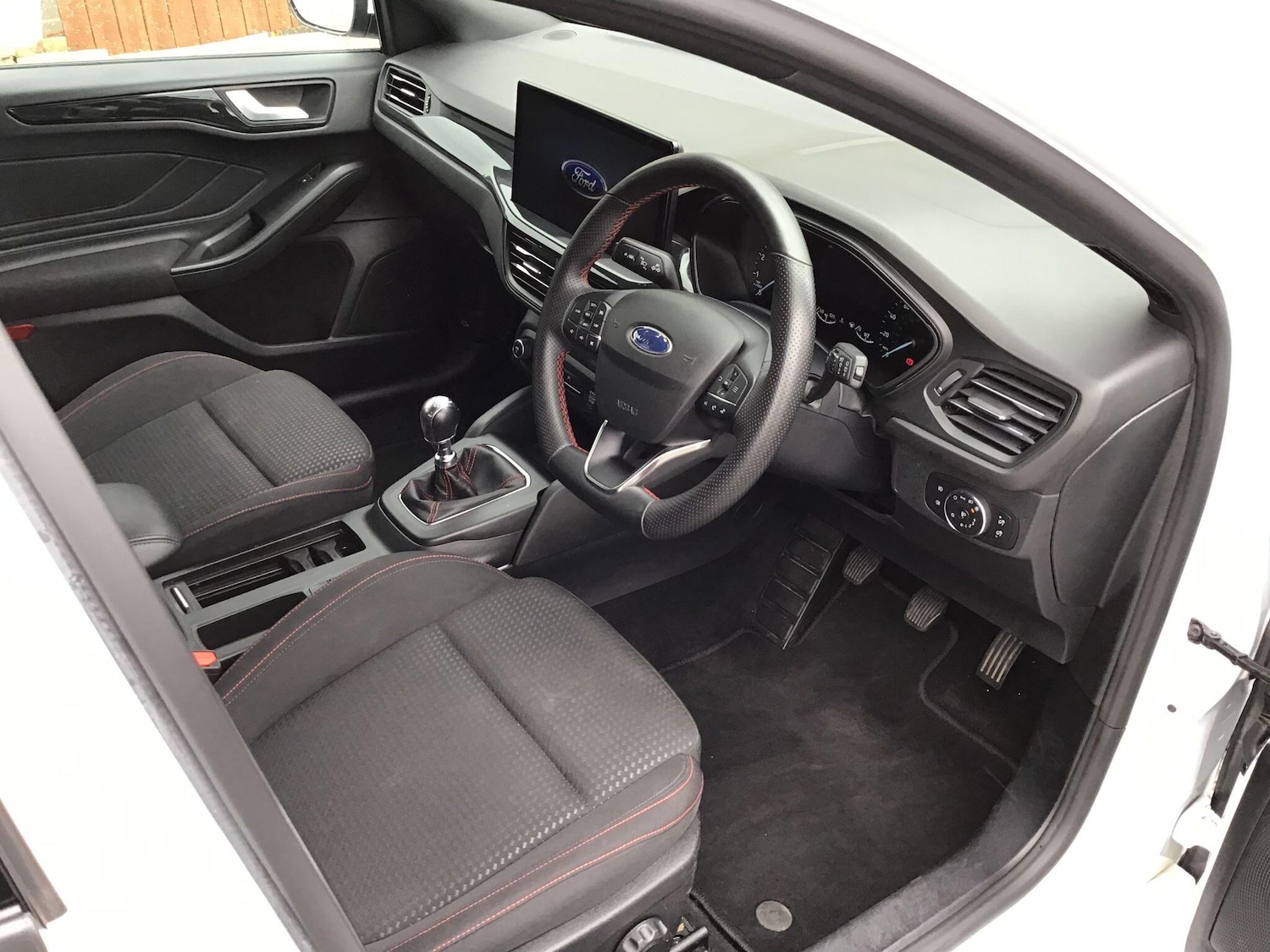 Used Ford Focus 2023 for sale - 75756359: Photo 11