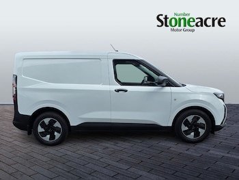 Used Ford Transit Courier 2025 for sale - 78561450: Photo