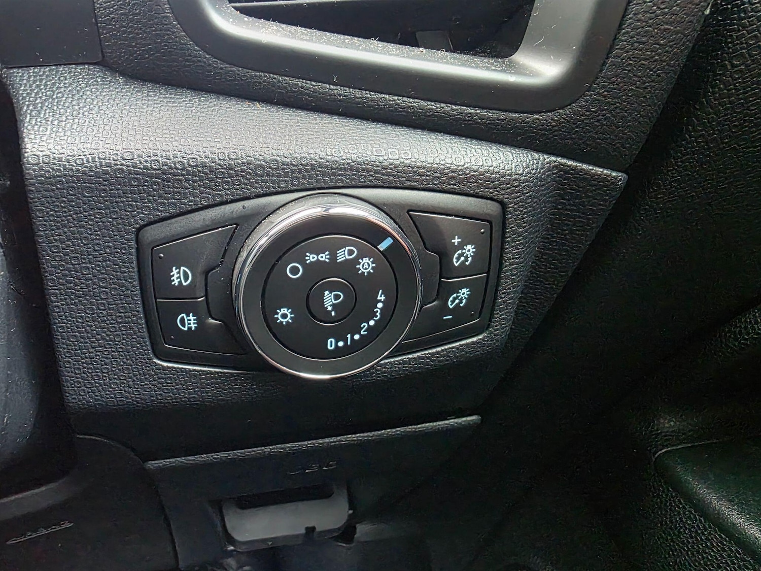 Used Ford Ecosport 2019 for sale - 77386432: Photo 25