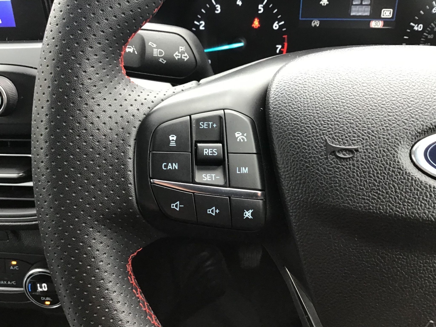 Used Ford Focus 2022 for sale - 76179879: Photo 15