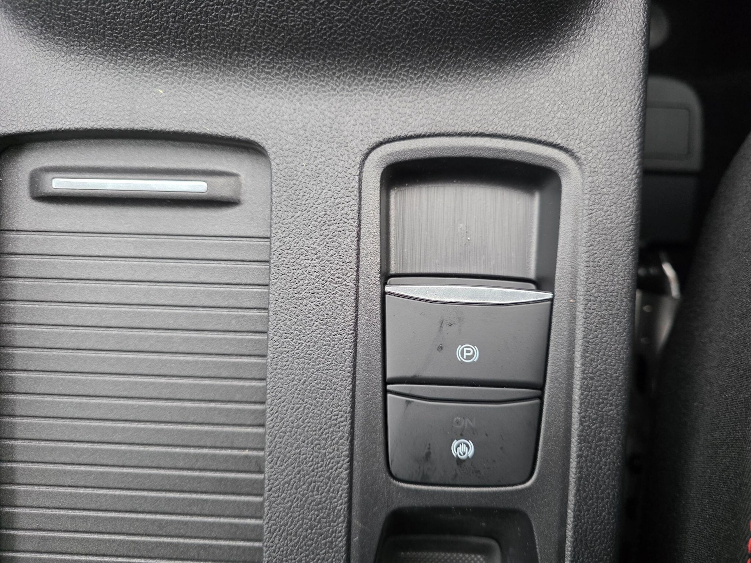 Used Ford Kuga 2025 for sale - 77549588: Photo 33