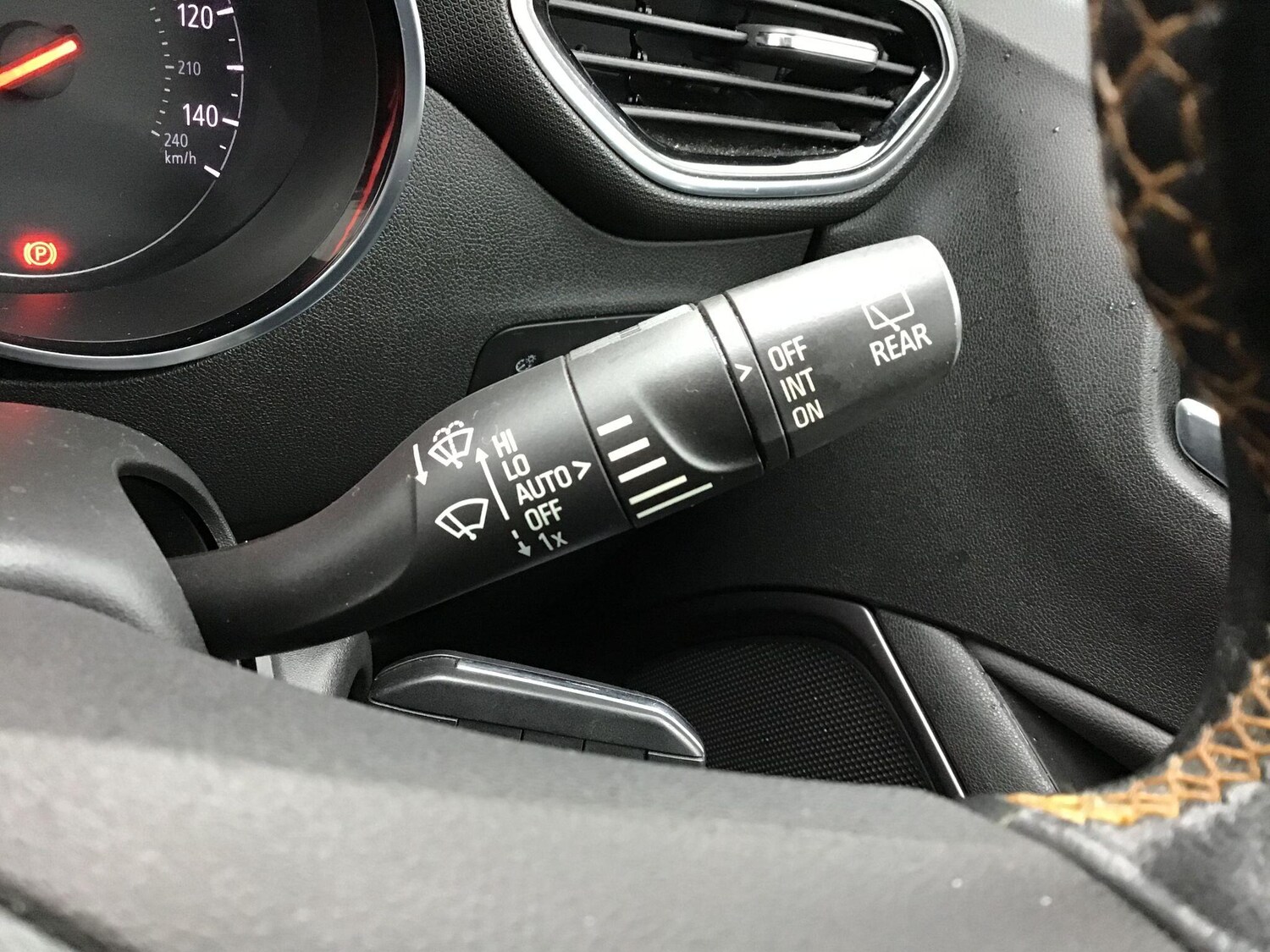 Used Vauxhall Crossland X 2018 for sale - 76561049: Photo 17