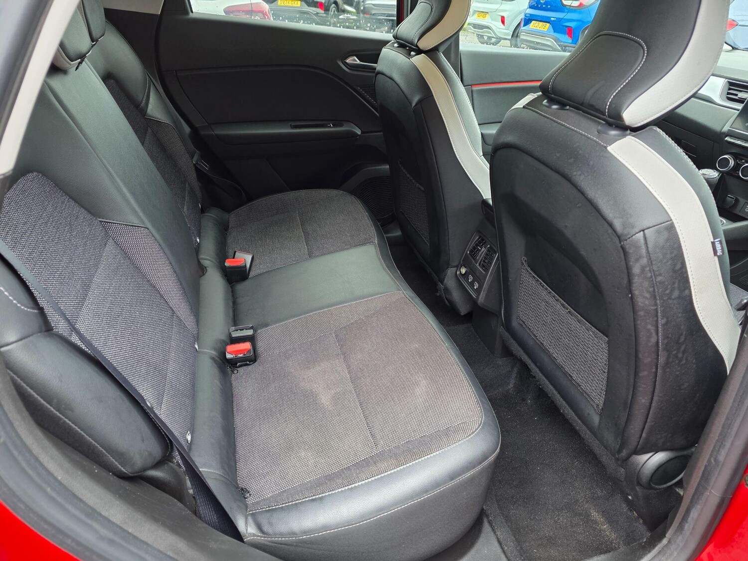 Used Renault Captur 2023 for sale - 77510163: Photo 11