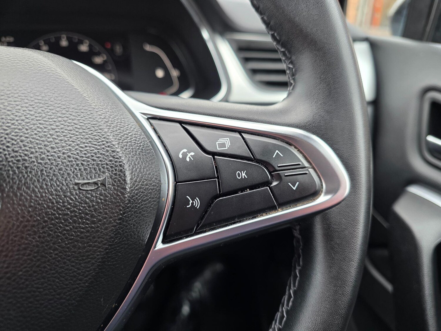 Used Renault Captur 2023 for sale - 77510163: Photo 17