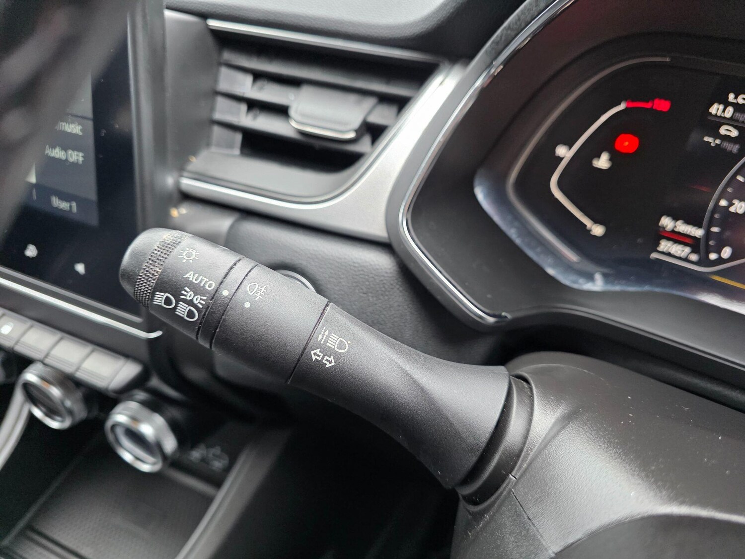 Used Renault Captur 2023 for sale - 77510163: Photo 19