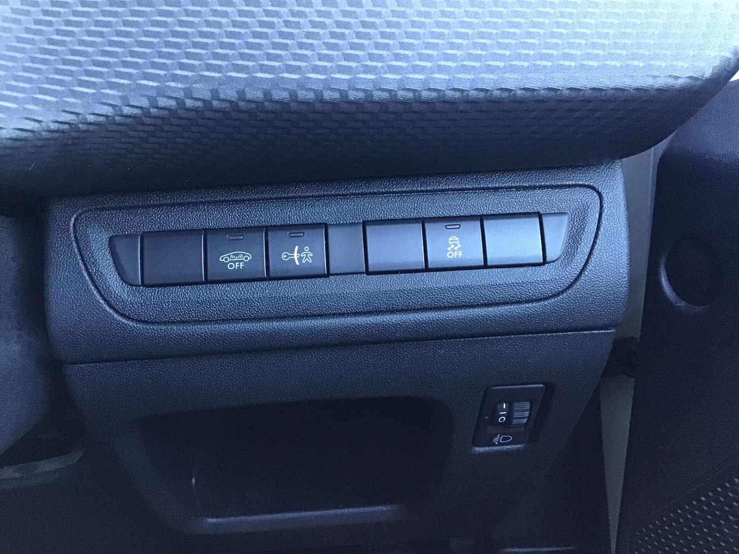 Used Peugeot 2008 2017 for sale - 76179334: Photo 21