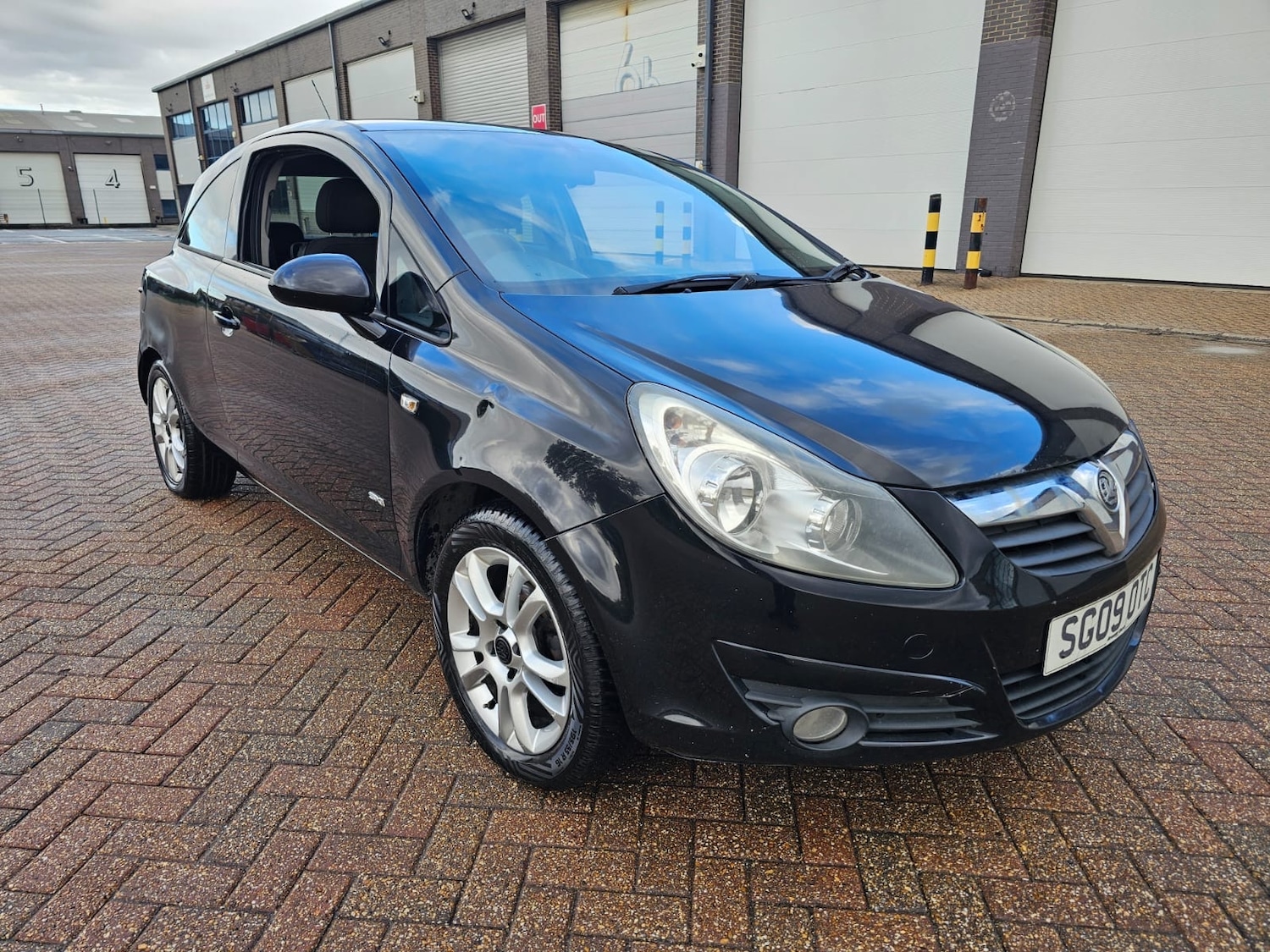 Used Vauxhall Corsa 2009 for sale - 76377152: Photo 11
