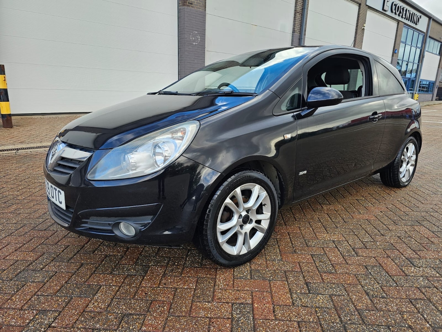 Used Vauxhall Corsa 2009 for sale - 76377152: Photo 14