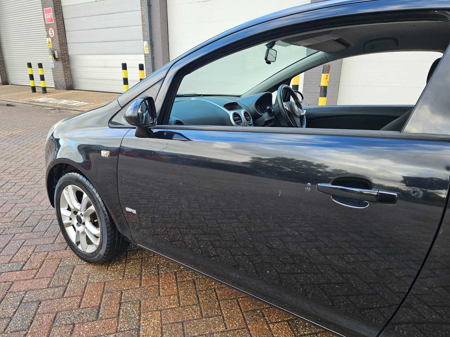 Used Vauxhall Corsa 2009 for sale - 76377152: Photo 15