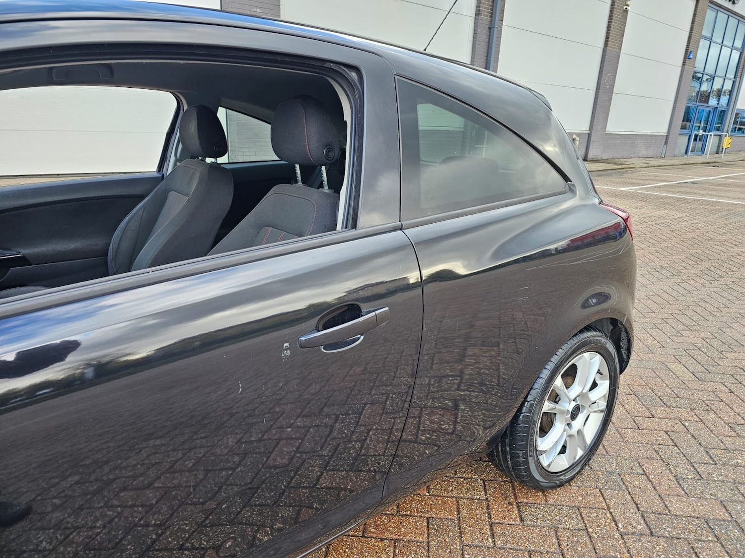 Used Vauxhall Corsa 2009 for sale - 76377152: Photo 18