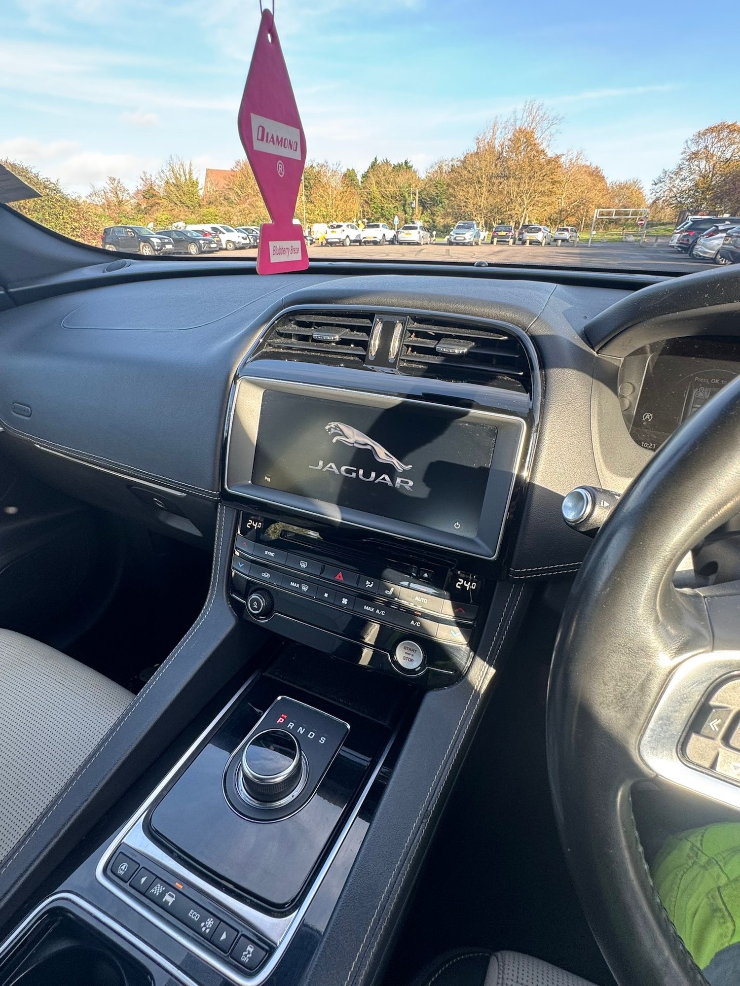 Used Jaguar F-Pace 2018 for sale - 76576985: Photo 10