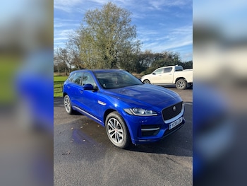 Used Jaguar F-Pace 2018 for sale - 76576985: Photo