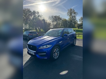 Used Jaguar F-Pace 2018 for sale - 76576985: Photo