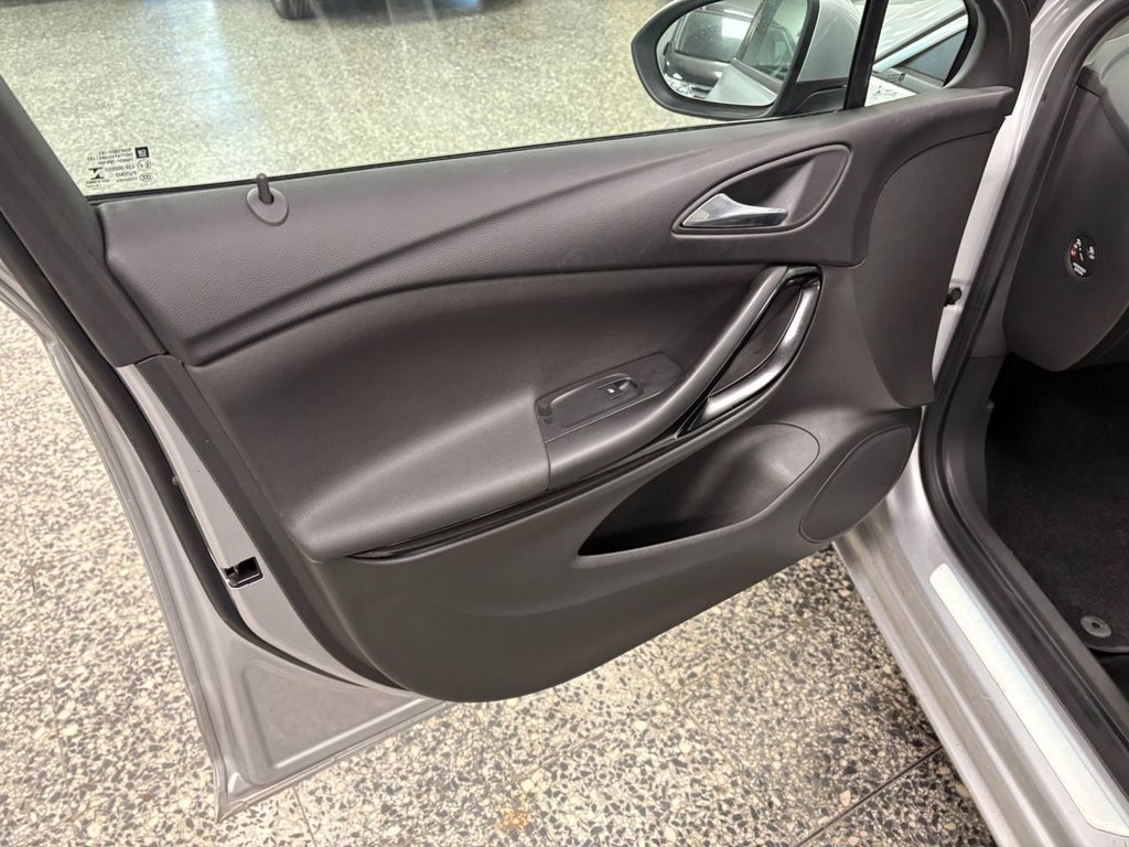 Used Vauxhall Astra 2016 for sale - 76923896: Photo 15