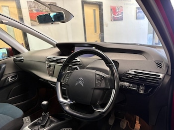 Used Citroen C4 Grand Picasso 2016 for sale - 75607403: Photo