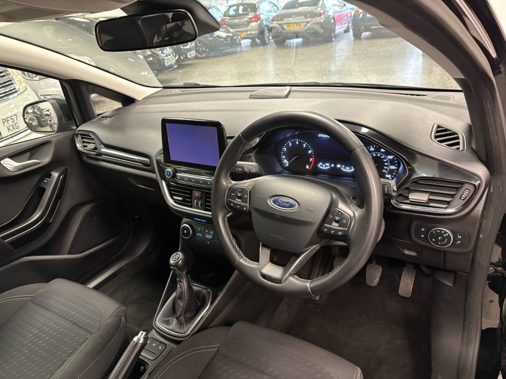 Used Ford Fiesta 2019 for sale - 76313042: Photo 2