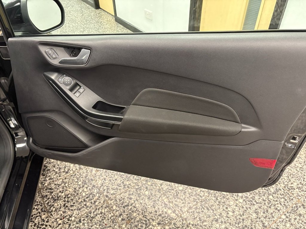 Used Ford Fiesta 2019 for sale - 76313042: Photo 31