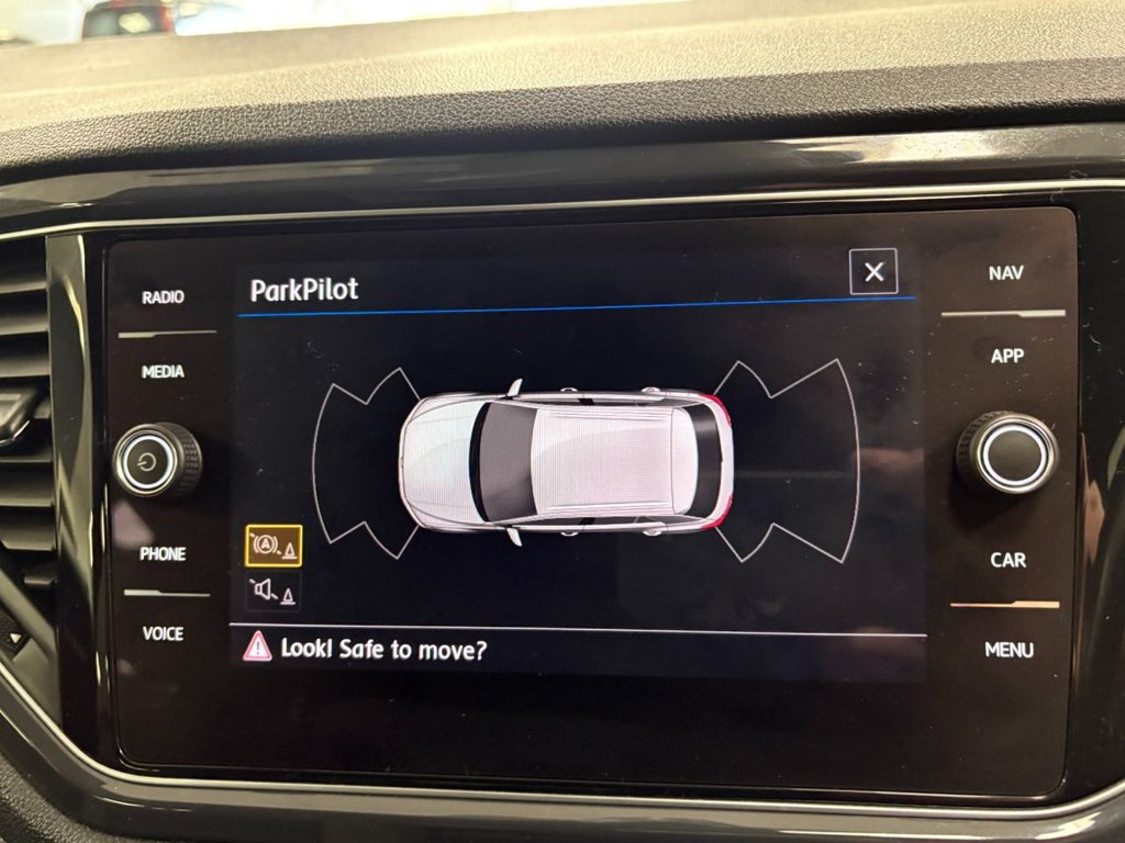 Used Volkswagen T-Roc 2018 for sale - 78134479: Photo 24