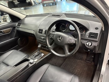 Used Mercedes-Benz C Class 2010 for sale - 79254257: Photo