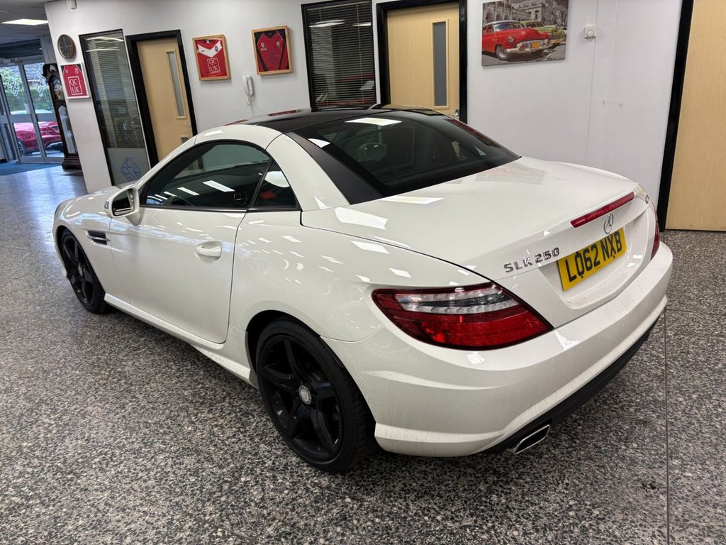 Used Mercedes-Benz SLK 2013 for sale - 77236681: Photo 17