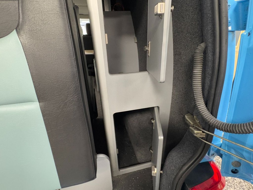 Used Volkswagen Campervan 1998 for sale - 76570192: Photo 38