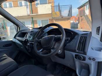 Used Ford Transit 2019 for sale - 74783869: Photo