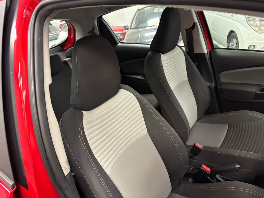 Used Toyota Yaris 2018 for sale - 76009638: Photo 18