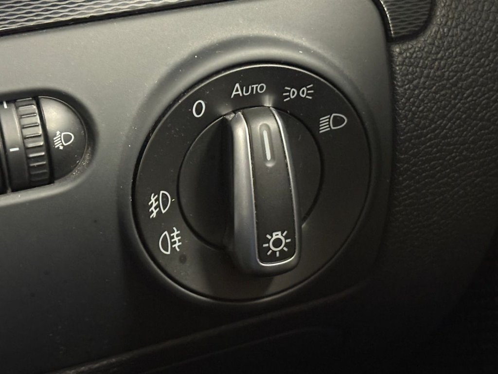 Used Volkswagen Scirocco 2015 for sale - 76797810: Photo 46